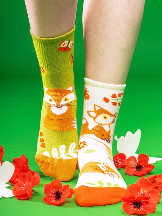 crew-socks-fox-butterflies-00/0058b0fbf00caf0dcf724ecb7ea0913545cd6d2d
