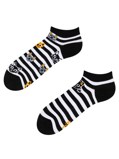 ankle-socks-cats-stripes-02-f8/f8ff457f5a3dfcc85f525393ca4ab7fdb61c4325