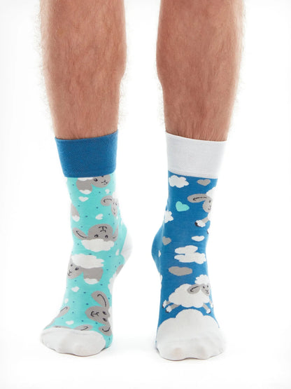 regular-socks-sheep-clouds-13/136bf25f38b7390bc271e1e493d82128b6aeb0c5