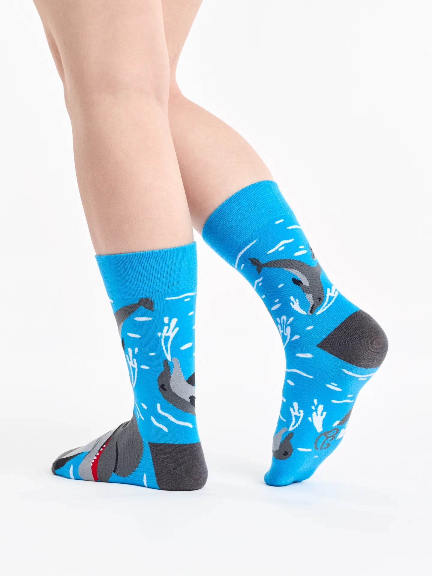 regular-socks-dolphins-22/22fe5d22ad7d84d5a4bee5d799fafa5933f695b3