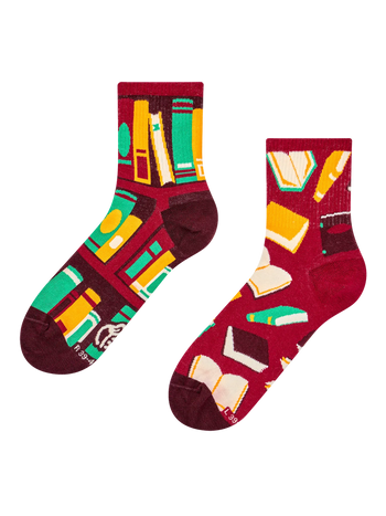 Chaussettes mi-mollet rigolotes Un livre ouvert