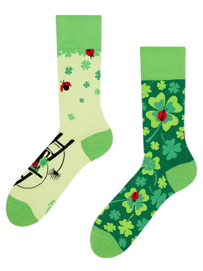 regular-socks-four-leaf-clover-for-luck-31/319b5625c756ddb9c1591bc7ea1ce9b9ae358d94