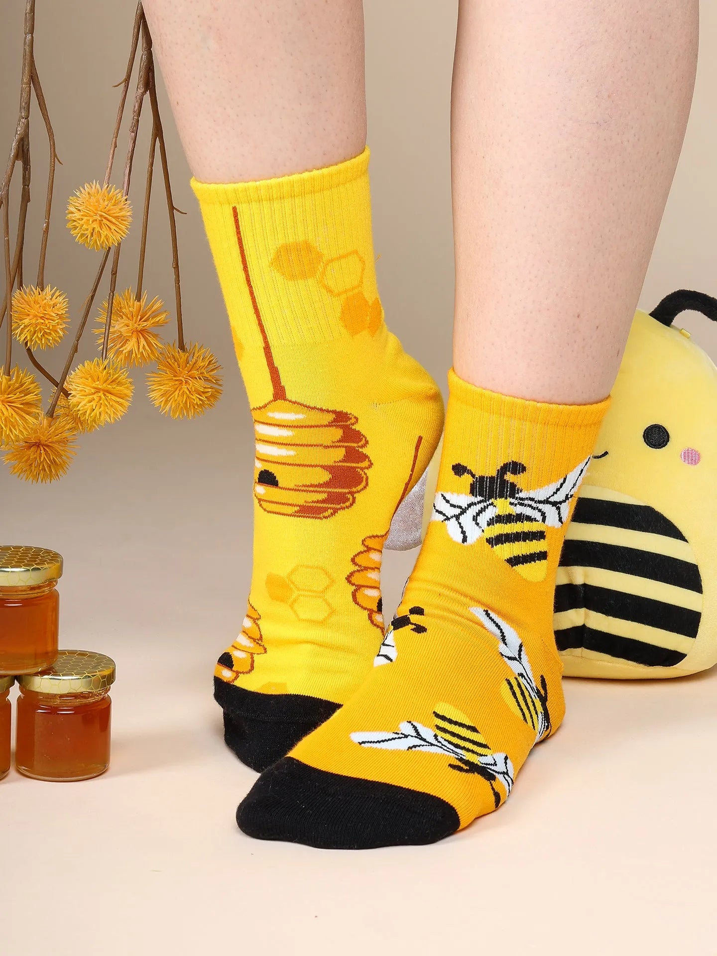 crew-socks-busy-bees-02-c9/c97e073514d258ffc9bc5cb637fa99a35ff97aeb
