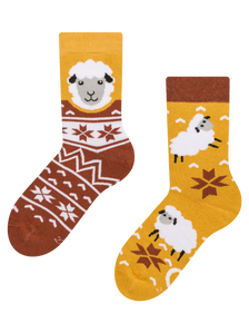 Chaussettes chaudes rigolotes pour enfants Mouton dans un pull