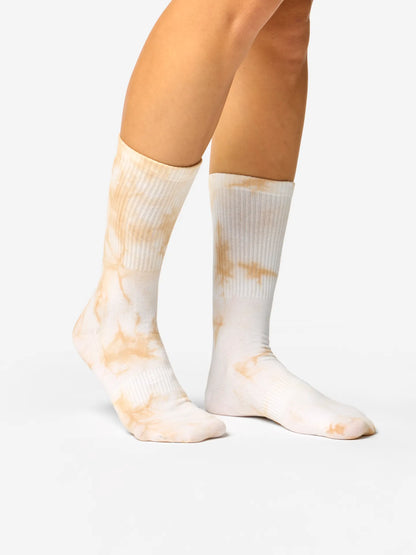 beige-tie-dyed-regular-socks-9a/9a52791e540c3be4d9a7a64e7bdb66b53462b4cd