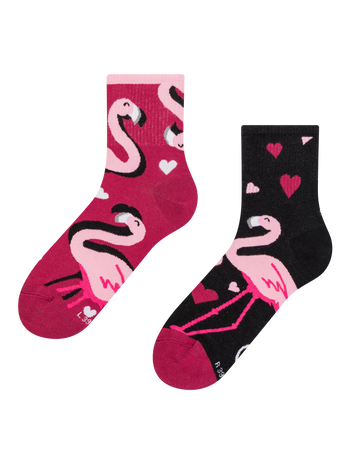 Chaussettes mi-mollet rigolotes Flamants et cœurs