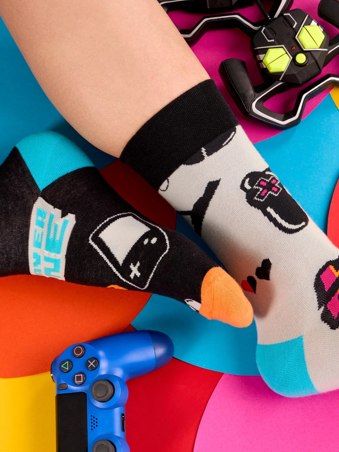regular-socks-gamer-02-d3/d31ef3a40738f1f205d3187f6abcbe01d6c99d93