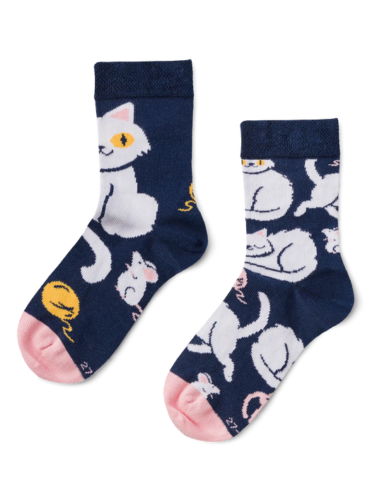 kids-socks-playful-kitty-okt-48/48d9dc63dec0e73fed447ae68bc3994305b6239d