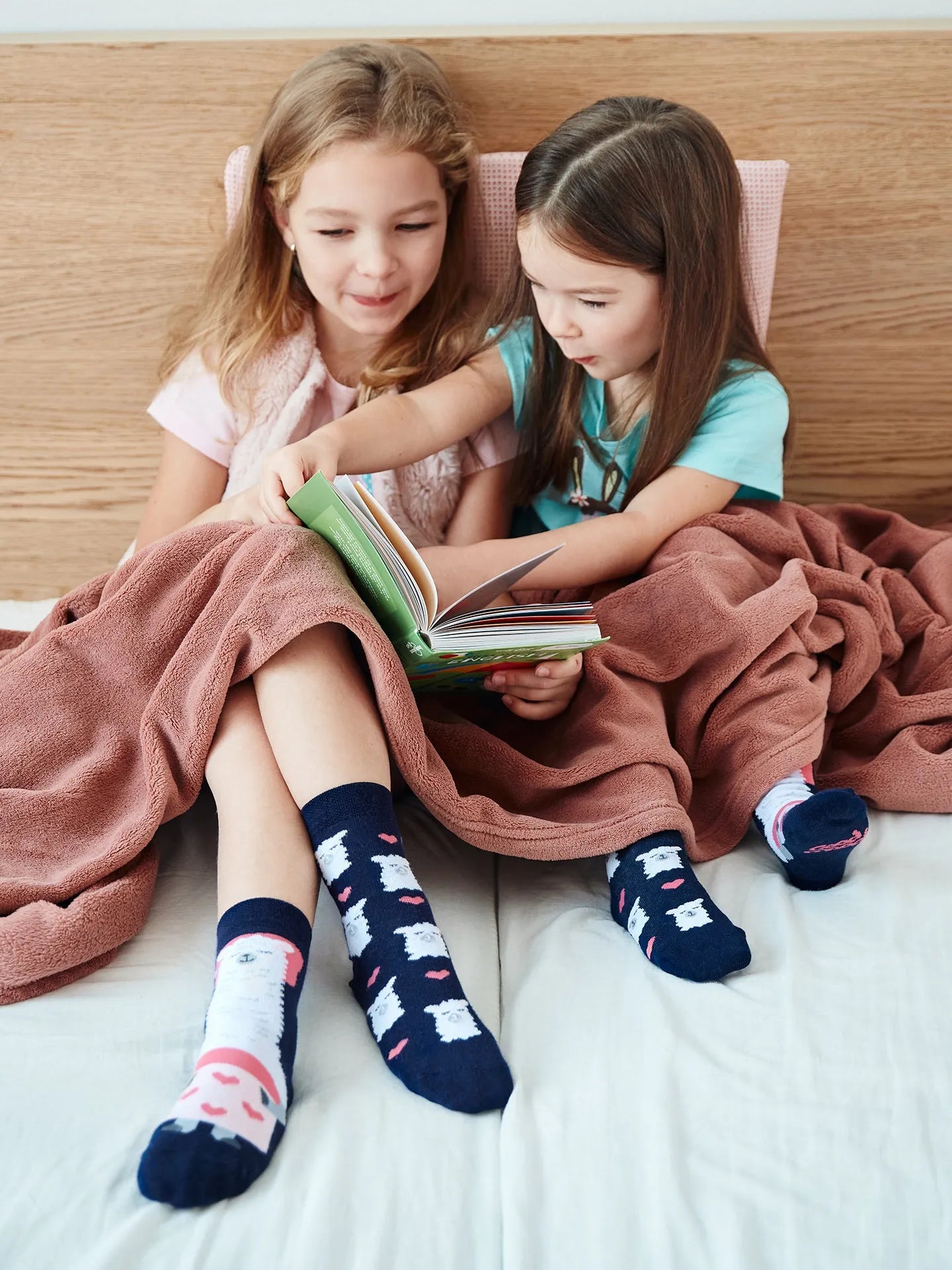 kids-socks-good-night-llama-77/77128c3a68e6f05a86639c953349c16fac544b6f