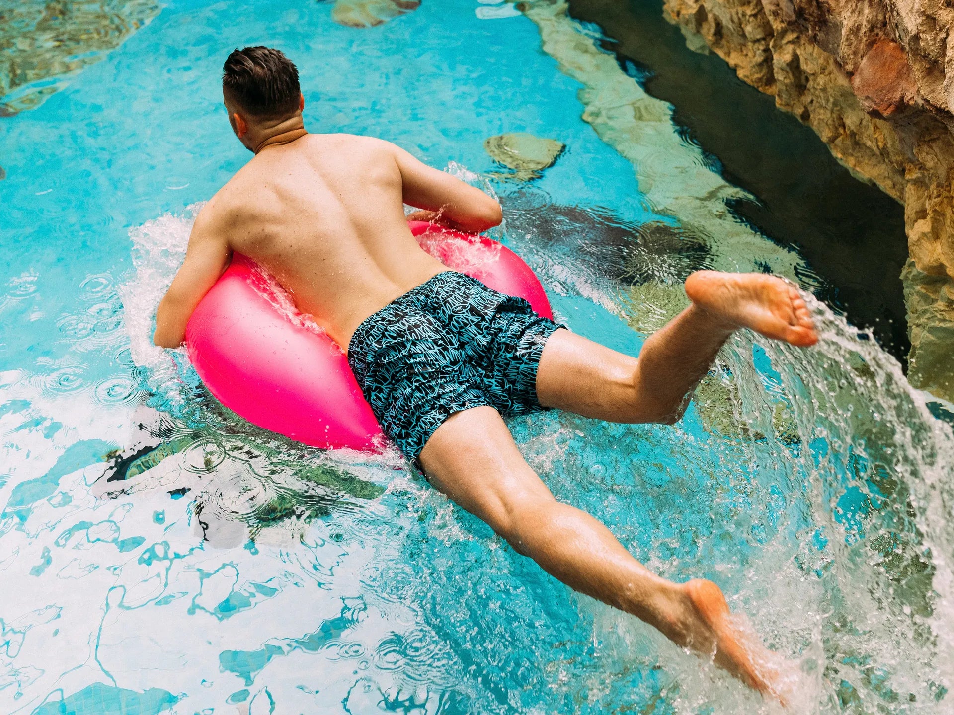 mens-swim-shorts-graffiti-78/786c5a513a7f969a13c87e4e44318866c30ddccd
