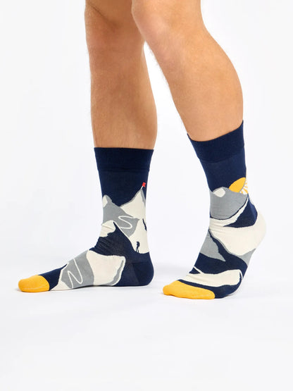 bamboo-regular-socks-mountain-sunset-02-7b/7b1fbcd44f734f690c37037e9520982128db4ee6