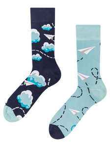 Chaussettes rigolotes en fibres de bambou Avions en papier et nuages