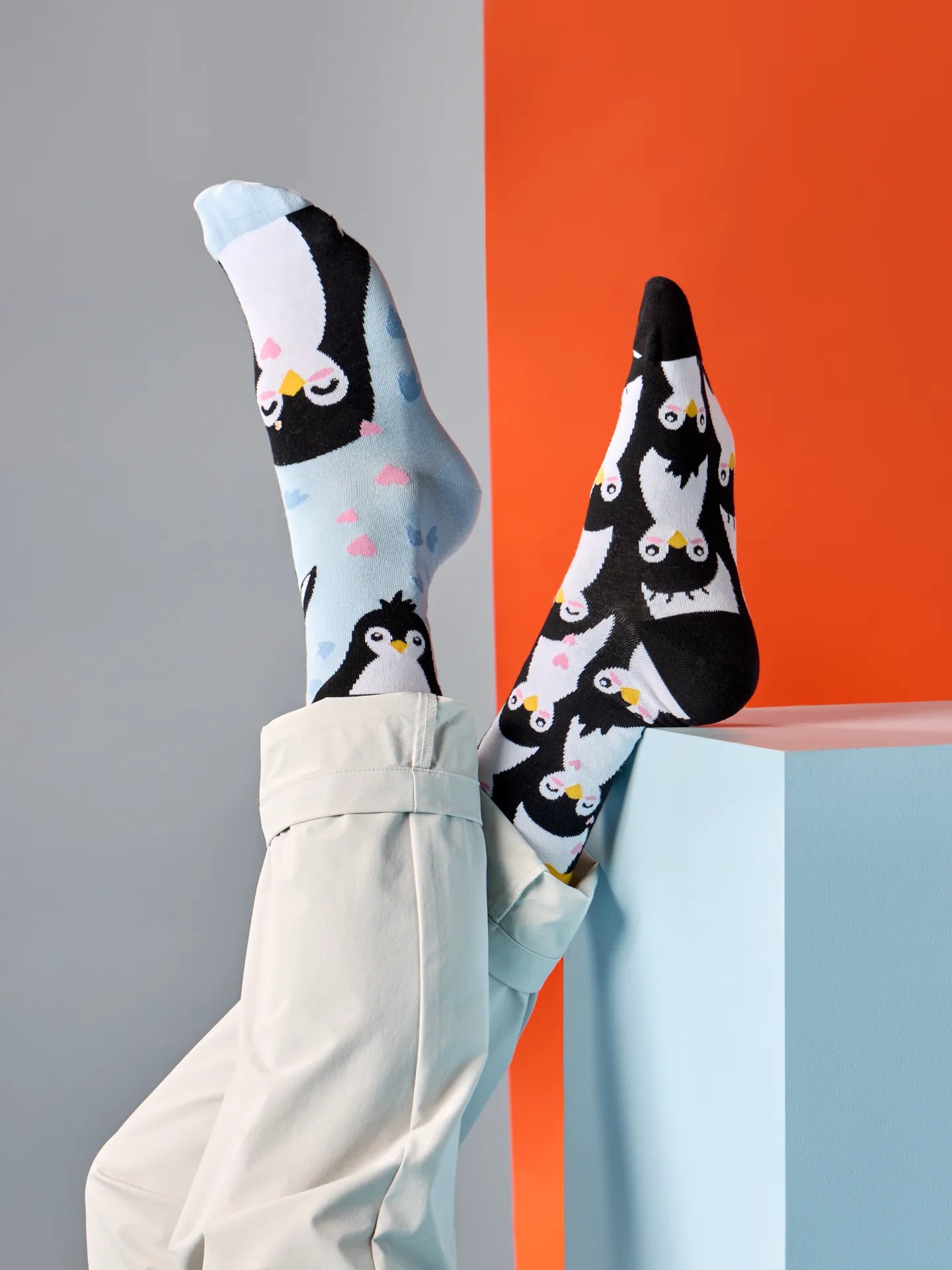 regular-socks-winter-penguin-02-93/9317952be8dabb87a4426a3cd21925e3dd4272c8