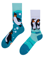 regular-socks-penguins-02-d3/d30cd1d43e4bfaf9bc609176f5d1aabe961258e0