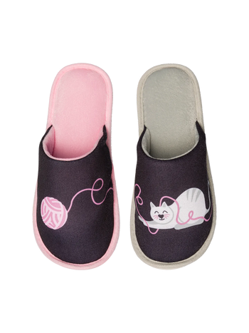 Pantoufles rigolotes Chat et balle