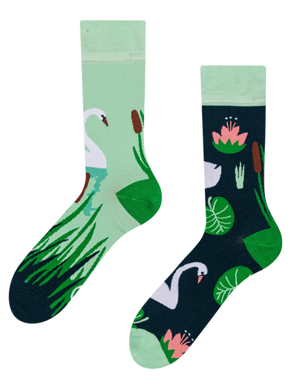 regular-socks-white-swan-02-6f/6f53f8307848c63cac20cdce4ec2e208a2192480