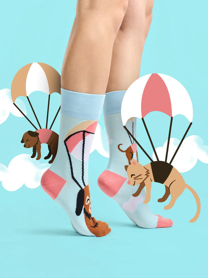 regular-socks-flying-cats-dogs-02-4e/4e2282c97759127eccac57987846ea849b4b435a