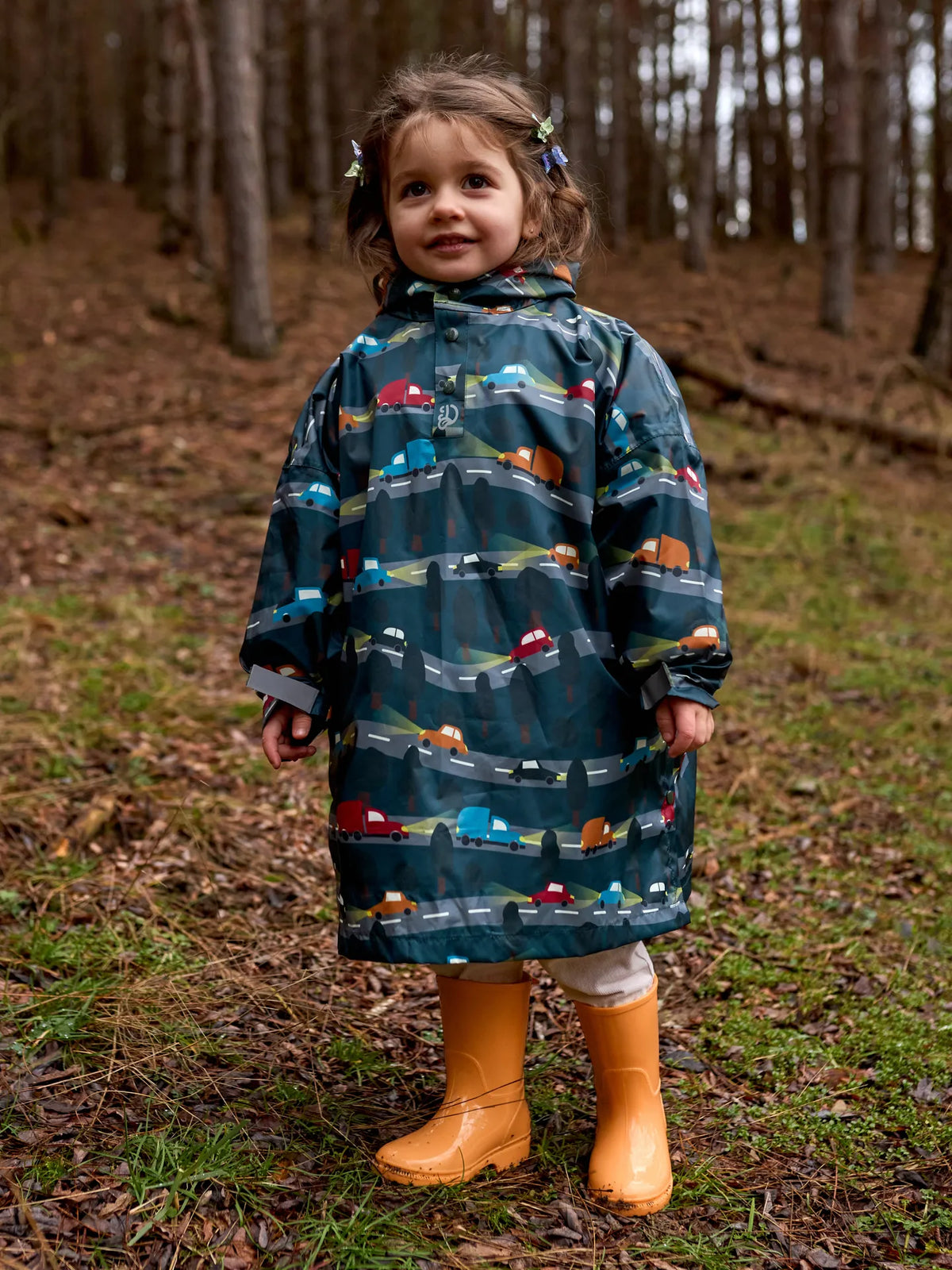 kids-raincoat-night-cars-ae/ae2762dad1b3cbd669f6418285ae8a06653060f2