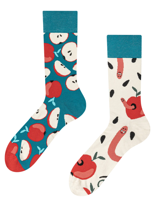 regular-socks-red-apple-02-8d/8d53c9eadedaf427a5134c21fa2257b1a93d6b9a