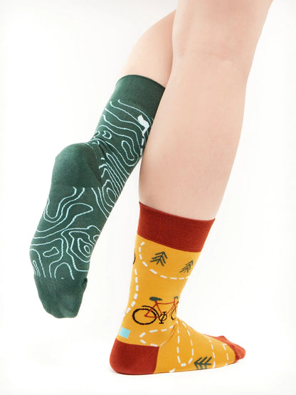 regular-socks-on-the-road-02-c0/c0206e7afdebc02517ad688c797e76cb1a9fd479