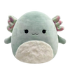 Peluche SQUISHMALLOWS de 30 cm Chasmen l’Axolotl au ventre doux