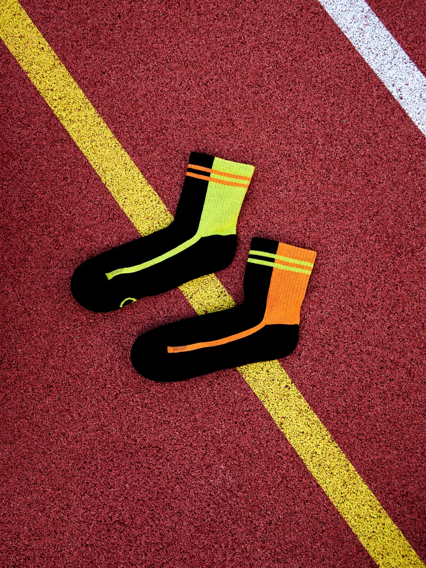 active-crew-socks-lime-orange-stripes-1d/1d77296475b456df3f0a94e3afa702c99cdef8fb