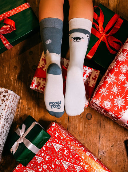 warm-socks-polar-bear-1-cc/ccce6923d24b83eaa2b6bb2476f365756a17ca67