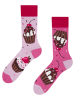 regular-socks-pink-cupcakes-02-ac/ac526be07c304a82c524a7647e2950f0bd353718