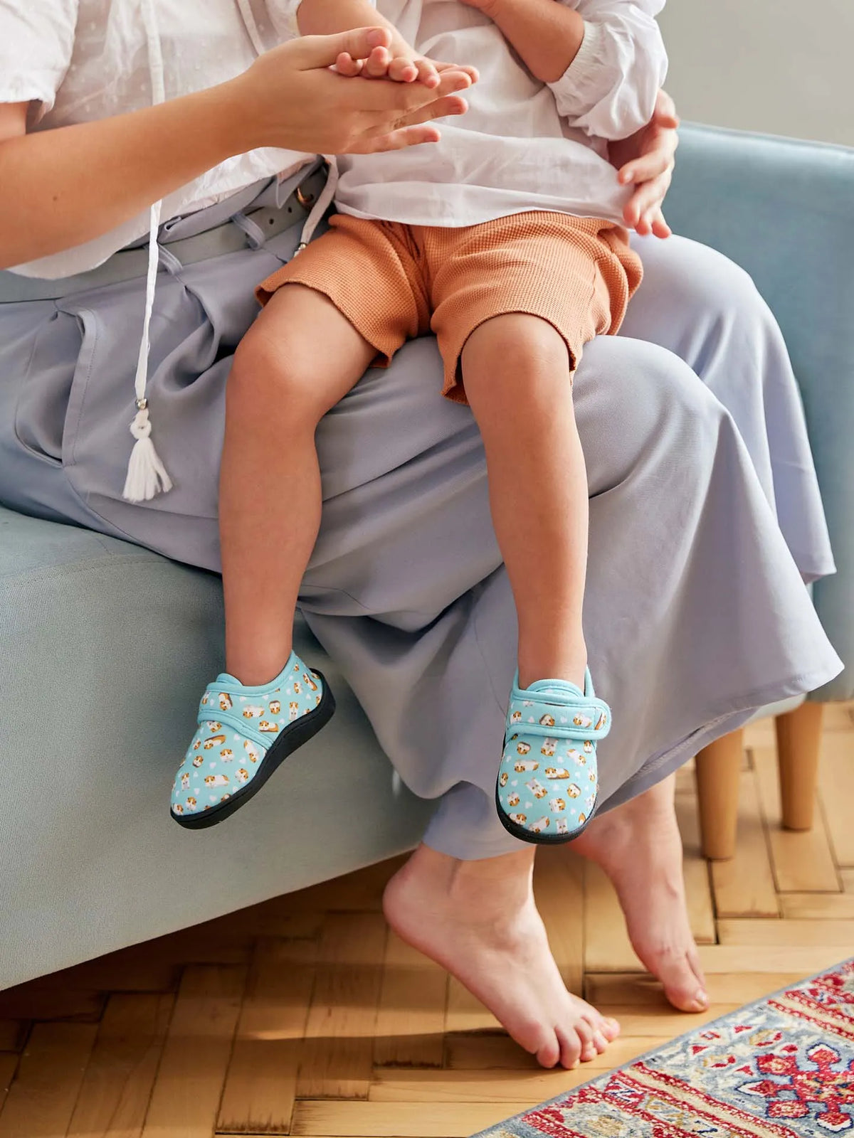 kids-velcro-slippers-guinea-pig-e1/e1b5863a4745e407bd0170355043901685a5360e