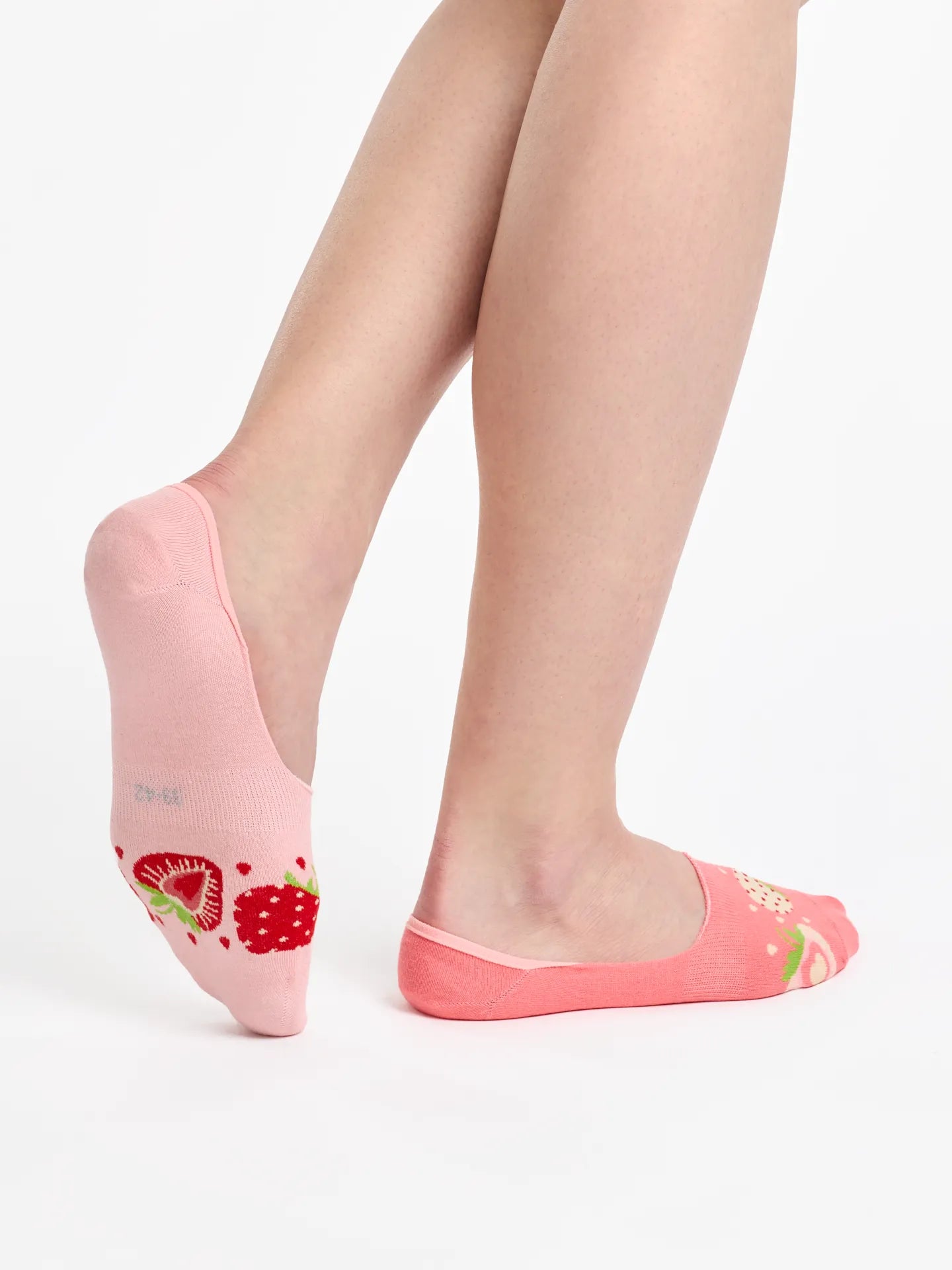 no-show-socks-sweet-strawberries-okt-d2/d2e555cebfb6829377ada4b4394aa6be175df7a7