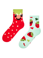 crew-socks-pixel-strawberries-ef/ef7790a56ded0bde4915a5e407f60a7213b02c10